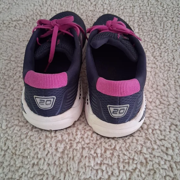 Brooks Women's Ariel 11B Navy Blue Sneakers - Picture 3 of 9